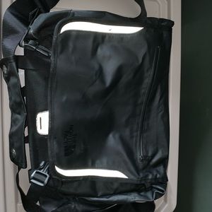 North face Waterproof messenger bag